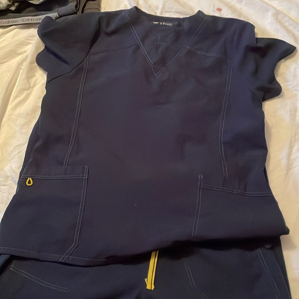 Wink scrubs